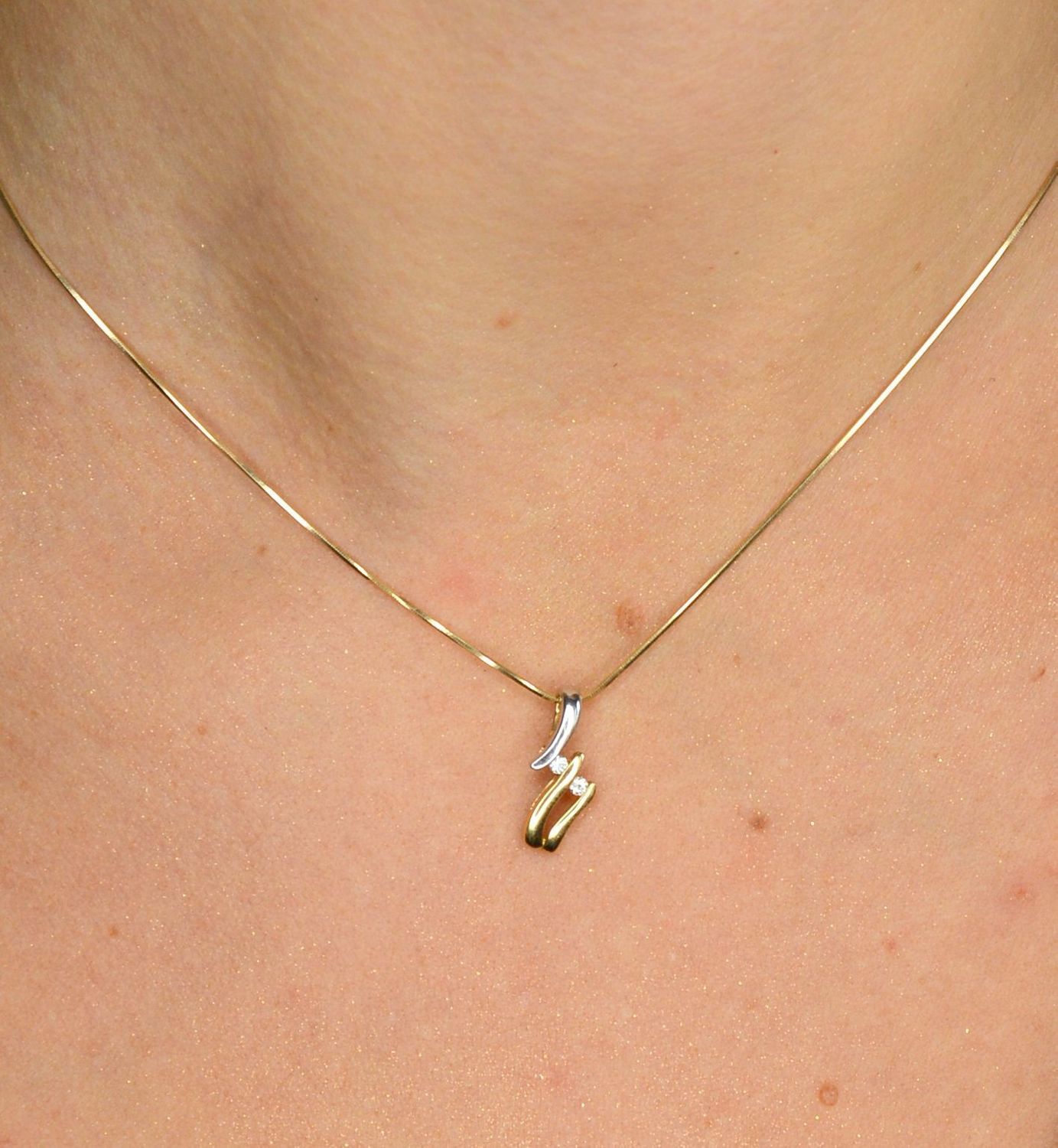 Zawieszka złota DIAMENT białe złoto, diamenty 0660027173 HSI.jpg